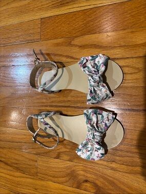 Janie and Jack Floral Bow Ankle-Strap Sandals - Cream & Multicolor